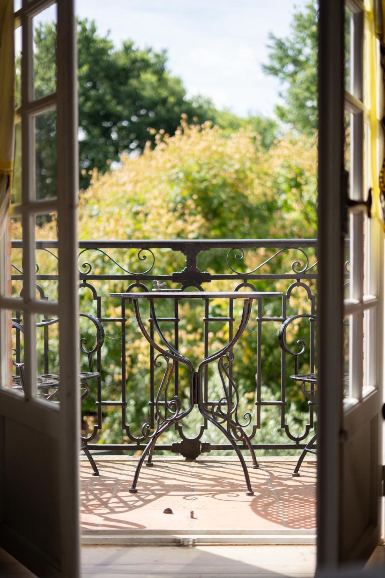 Castel Bois Marie, Maison D'Hotes Montauban Dış mekan fotoğraf A balcony