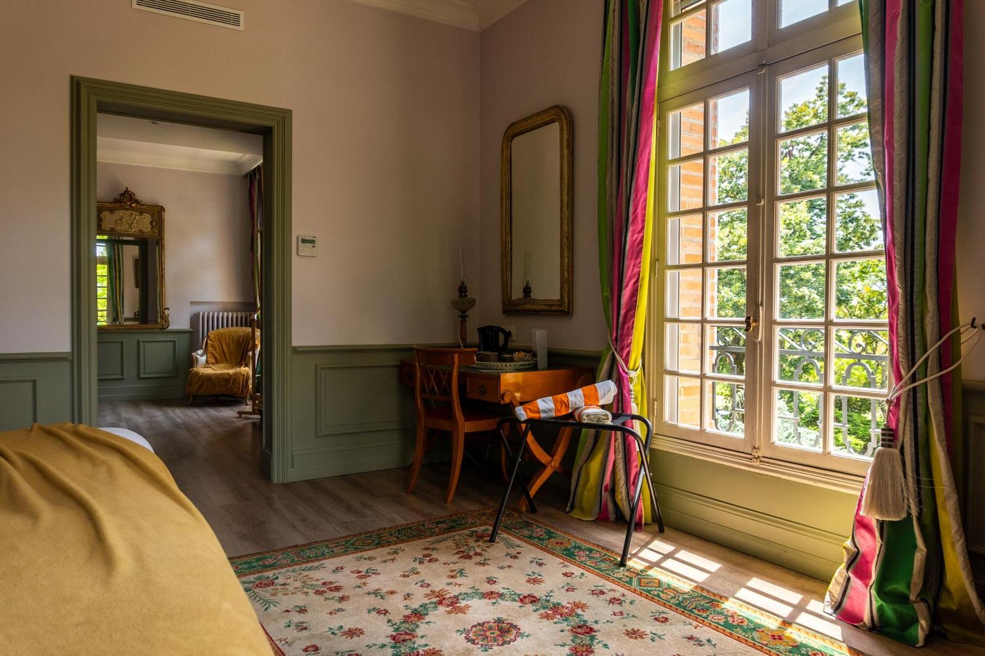 Castel Bois Marie, Maison D'Hotes Montauban Dış mekan fotoğraf A room at the hotel